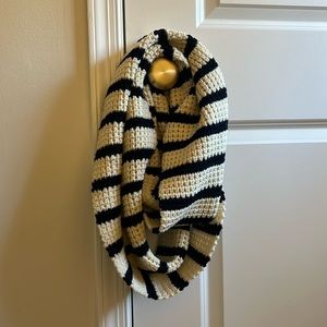 Jcrew Wool Navy/Ivory Scarf